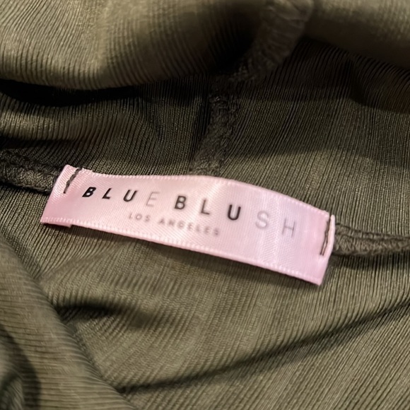 cropped pajama lounge top and pants set - Picture 8 of 9